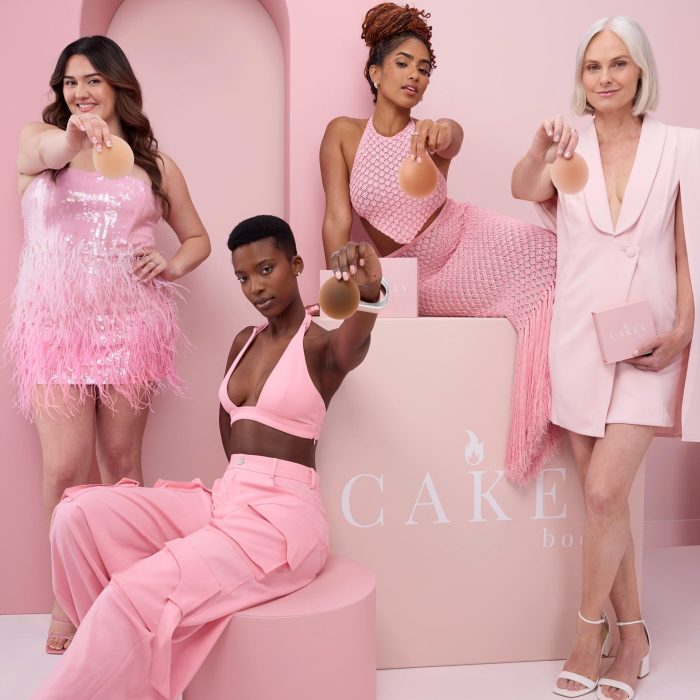 CAKES_OG_model_group_2000x2667_662449b6-0321-4027-a270-3c6736f4e028.jpg CAKES_OG_model_group_2000x2667_662449b6-0321-4027-a270-3c6736f4e028.jpg